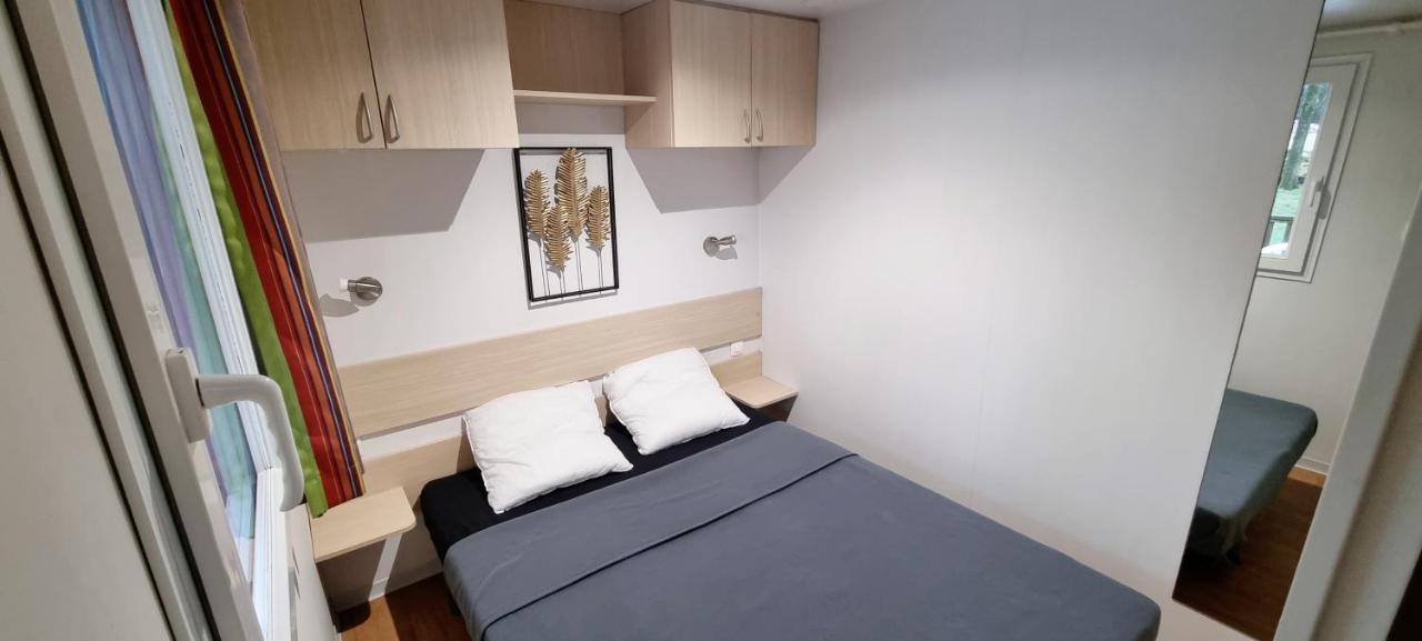 Mobil Home 5 Personnes - Vendee - Puy Du Fou - Climatise La Boissiere-de-Montaigu エクステリア 写真
